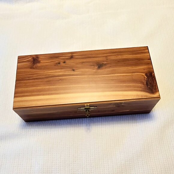 Cedar Box with Latch - Large Size - Picture 10 of 11